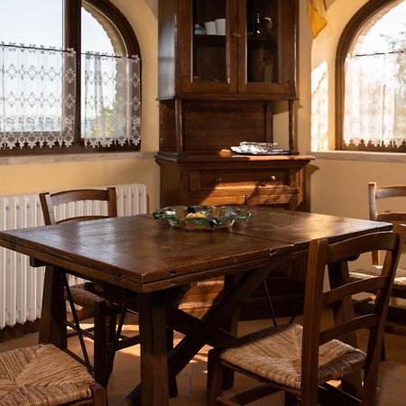 אפרטהוטל טודי Residenza Collefiorito מראה חיצוני תמונה