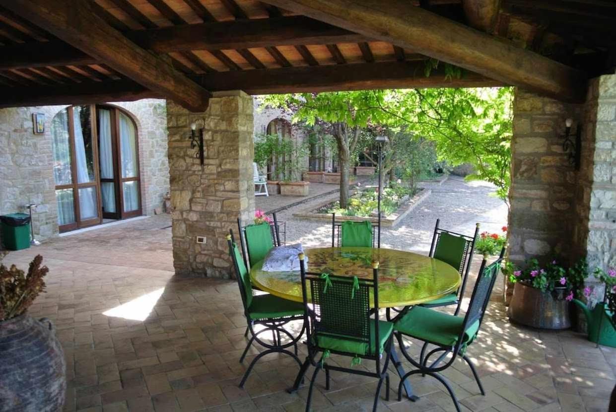 אפרטהוטל טודי Residenza Collefiorito מראה חיצוני תמונה